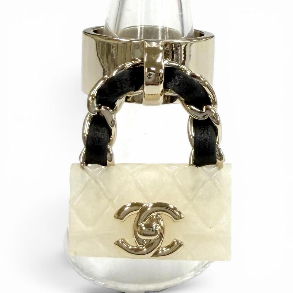 CHANEL Authentic Black Ring